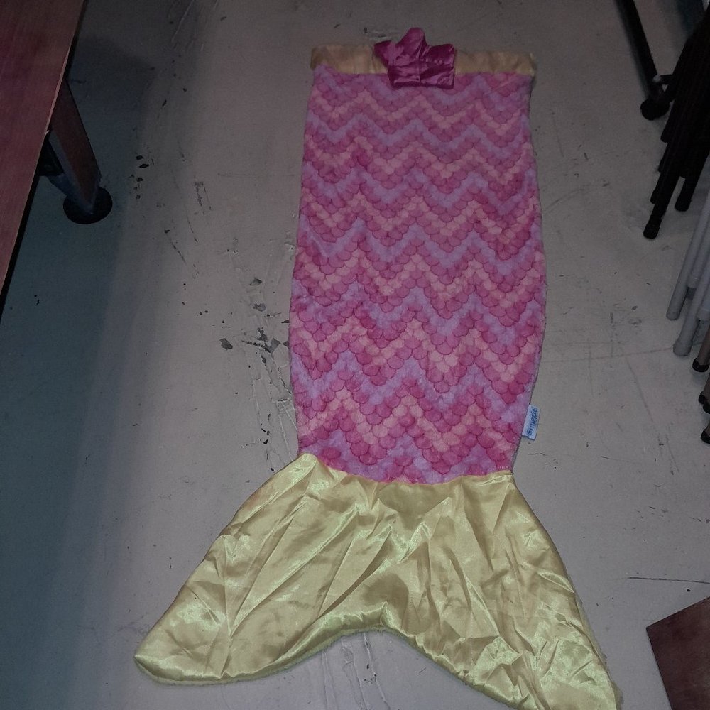 Mermaid blanket